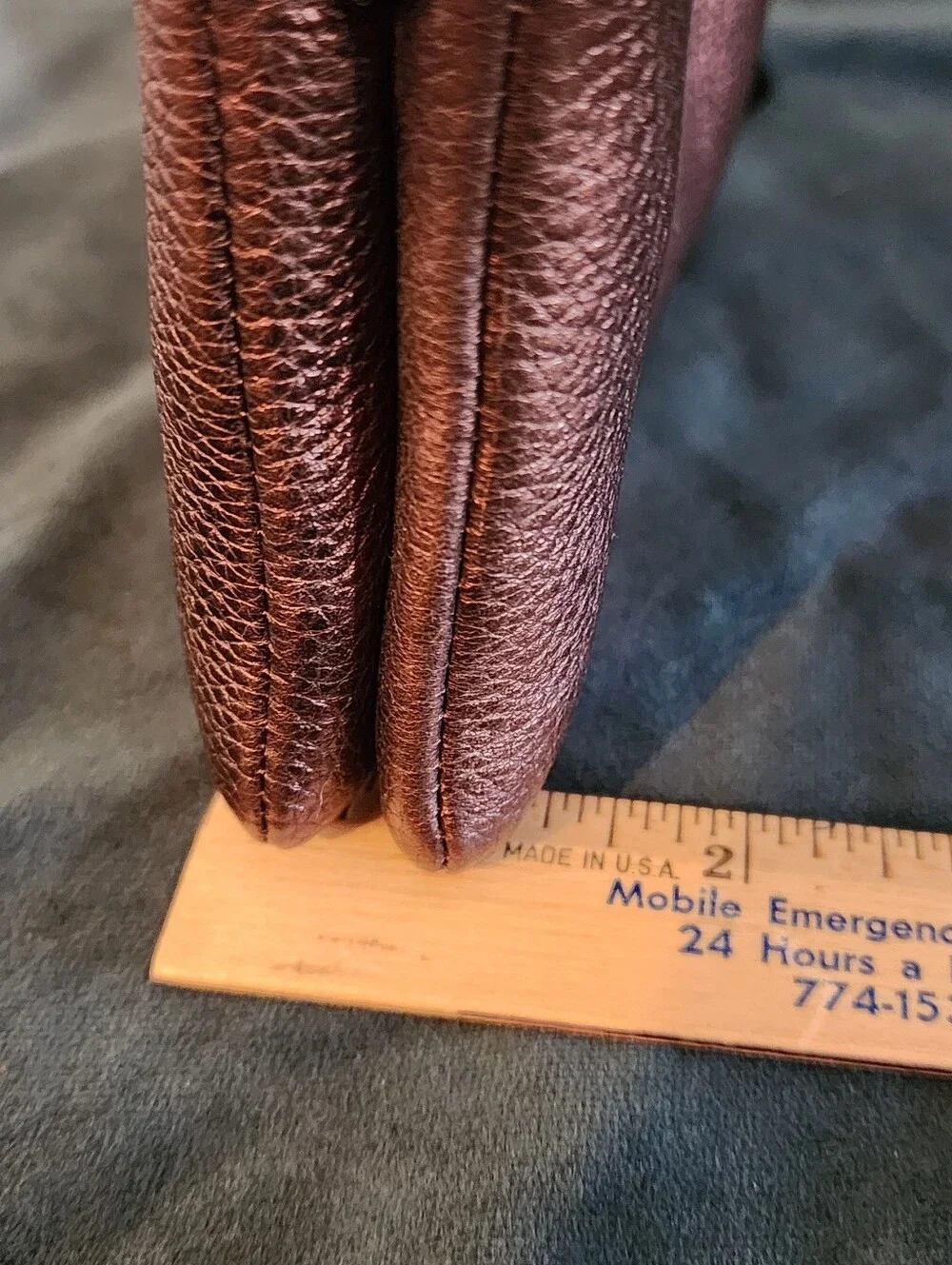 COACH Pebbled Leather Double Corner Zip Bag Bronze/Brown WristletThis is a lit